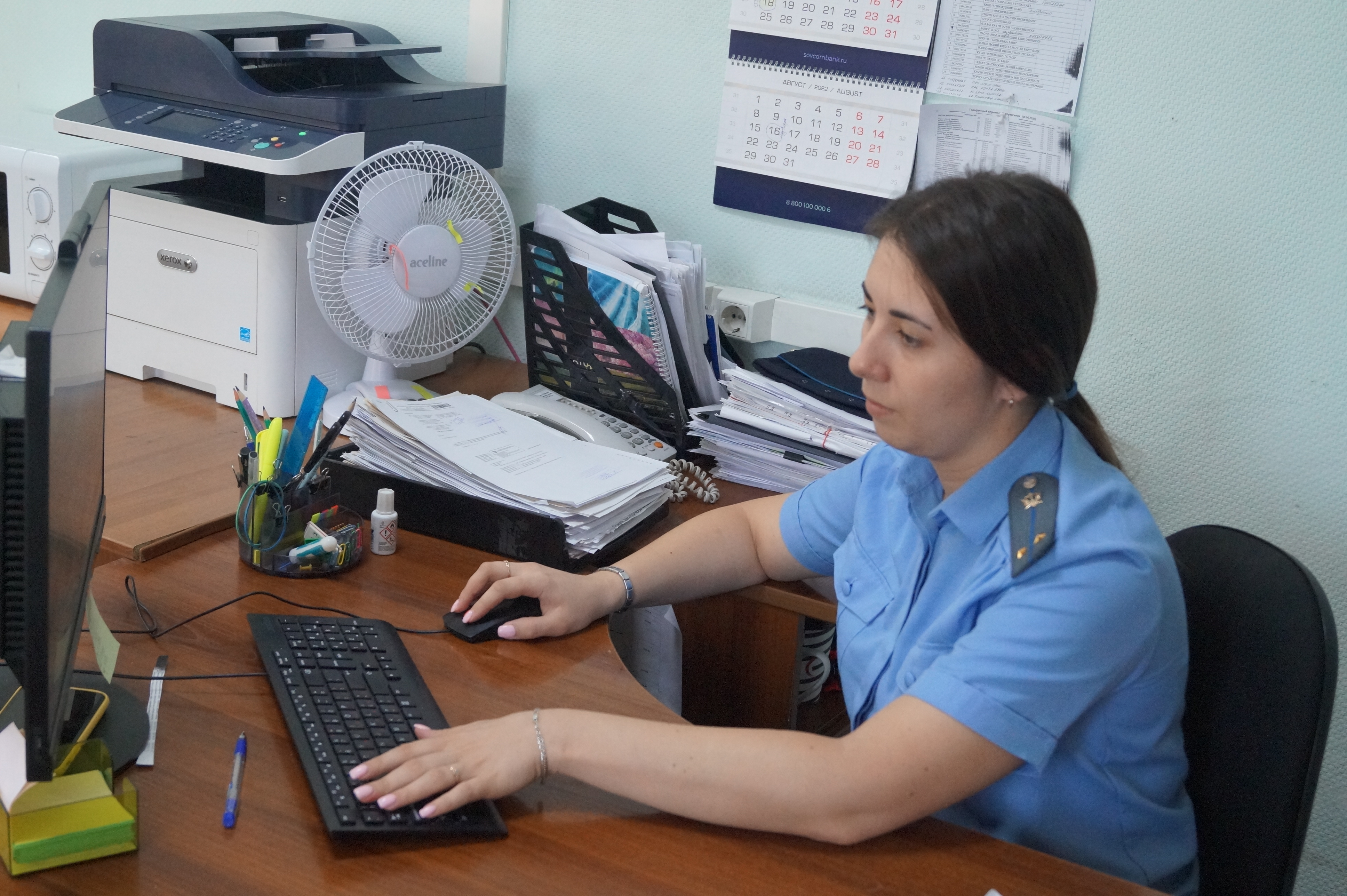 В Алтайском крае судебные приставы помогли жителям сохранить  прожиточный минимум.